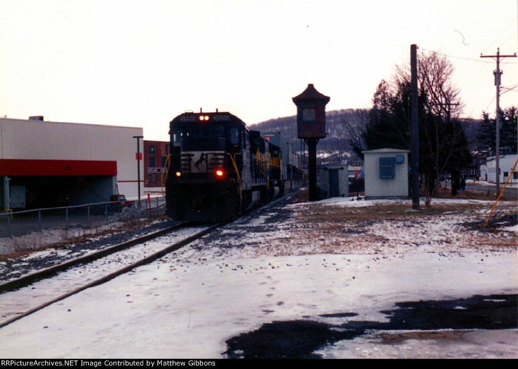 NYS&W train 555